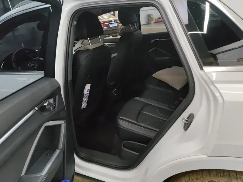 2024 Audi Q3 с пробегом 19 000 км