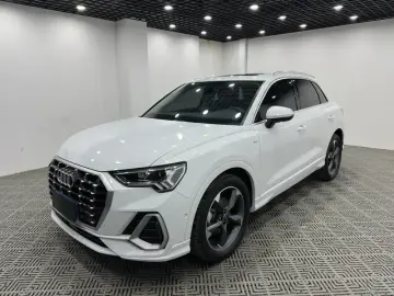 2022 Audi Q3 с пробегом 43 700 км