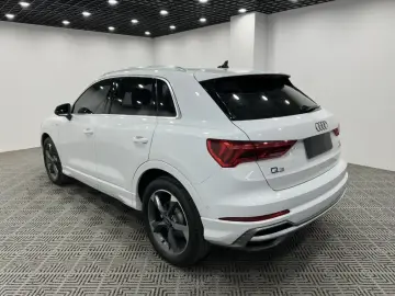 2022 Audi Q3 с пробегом 43 700 км