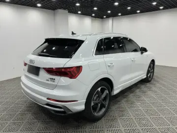 2022 Audi Q3 с пробегом 43 700 км