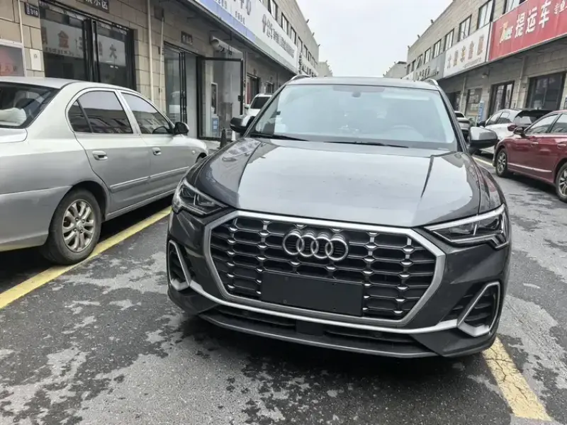 2022 Audi Q3 с пробегом 43 000 км
