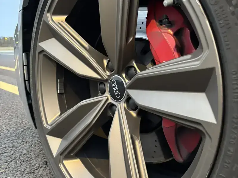 2022 Audi RS 4 с пробегом 36 000 км