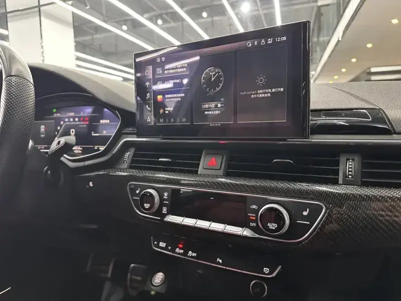 2021 Audi S4 с пробегом 94 600 км