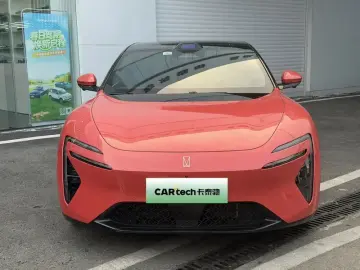 2025 Avatr 06 с пробегом 28 000 км