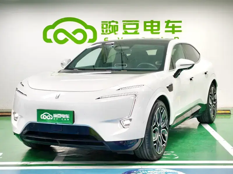 2023 Avatr 11 с пробегом 55 000 км