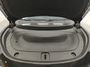 2025 Avatr 11 с пробегом 26 300 км