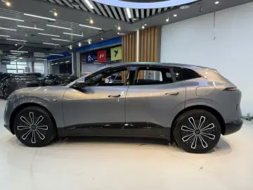 2024 Avatr 07 с пробегом 7 600 км