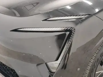 2025 Avatr 11 с пробегом 26 300 км