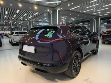 2026 Avatr 07 с пробегом 9 000 км