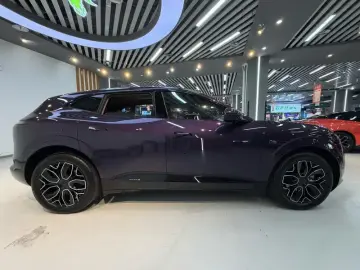 2026 Avatr 07 с пробегом 9 000 км