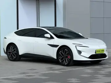 2025 Avatr 12 с пробегом 20 000 км