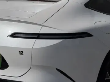 2025 Avatr 12 с пробегом 20 000 км