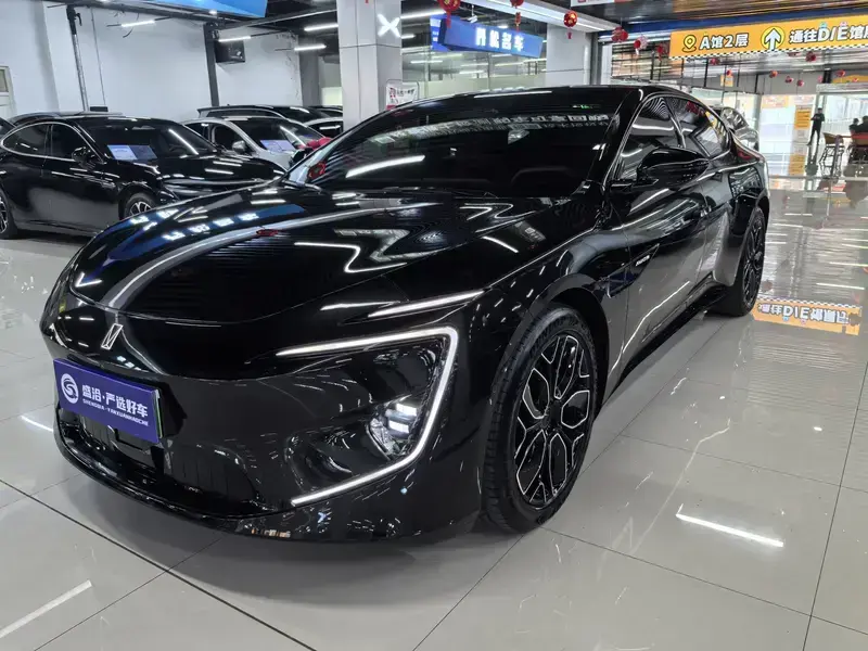 2026 Avatr 12 с пробегом 13 000 км