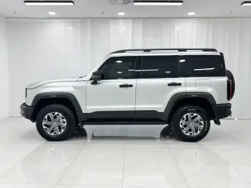 2026 BAIC BJ40 с пробегом 5 300 км