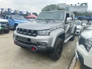 2023 BAIC BJ40 с пробегом 33 300 км