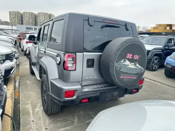 2023 BAIC BJ40 с пробегом 33 300 км