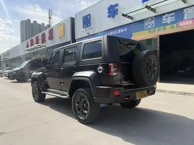 2024 BAIC BJ40 с пробегом 34 000 км