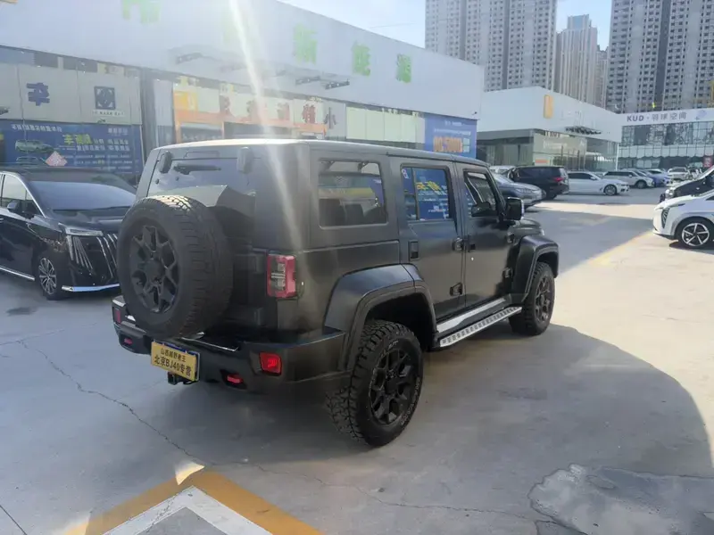 2021 BAIC BJ40 с пробегом 66 000 км
