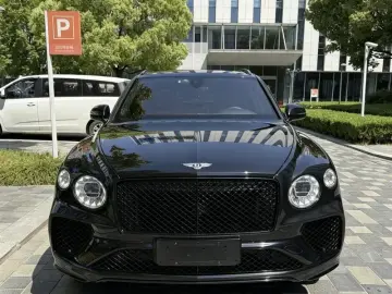 2024 Bentley Bentayga с пробегом 67 000 км
