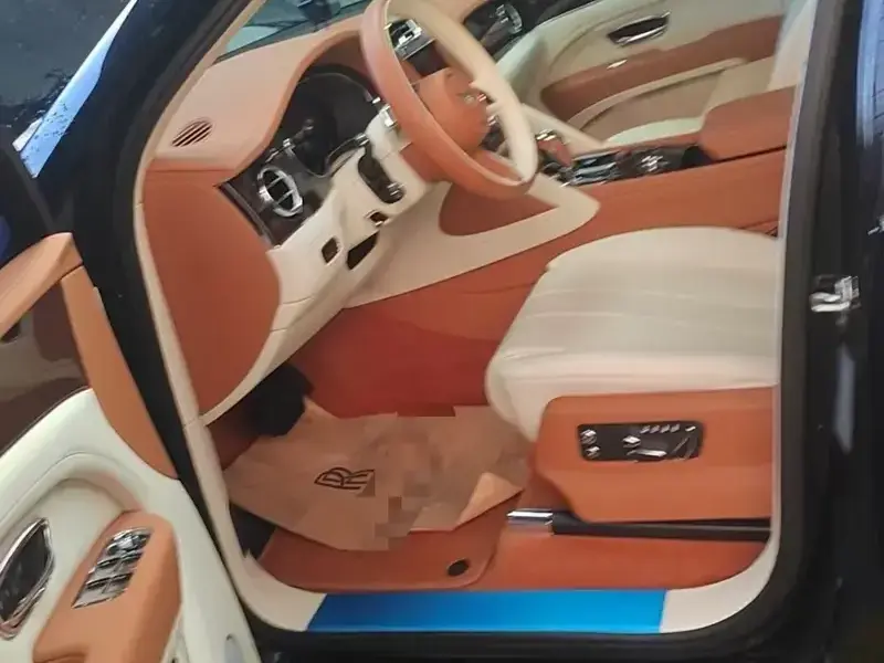 2024 Bentley Bentayga с пробегом 67 000 км