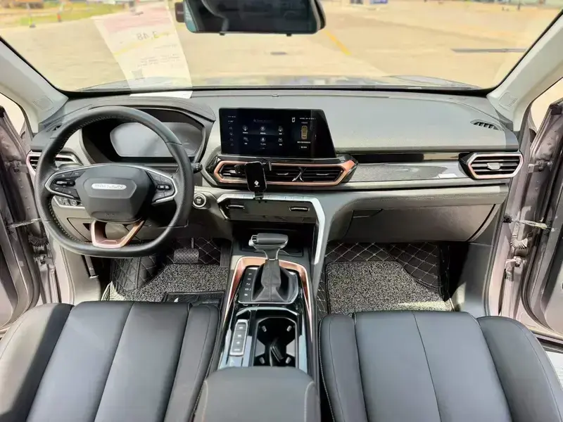 2019 Baojun RS-5 с пробегом 68 000 км
