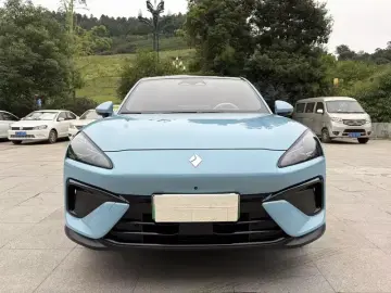 2024 Baojun Yunhai с пробегом 17 000 км