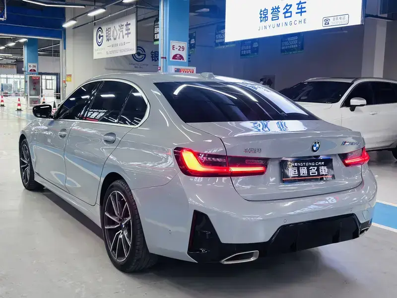 2025 BMW 3 серии с пробегом 30 000 км