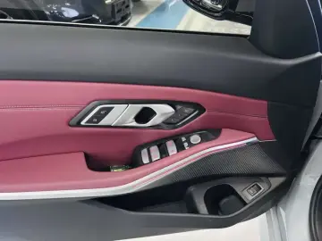 2025 BMW 3 серии с пробегом 30 000 км