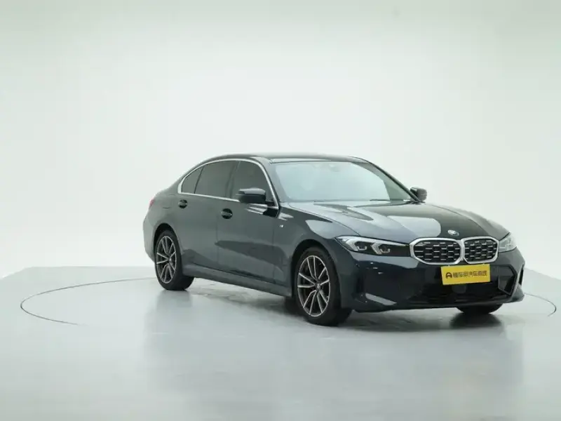 2025 BMW 3 серии с пробегом 16 700 км