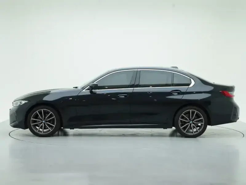 2025 BMW 3 серии с пробегом 16 700 км