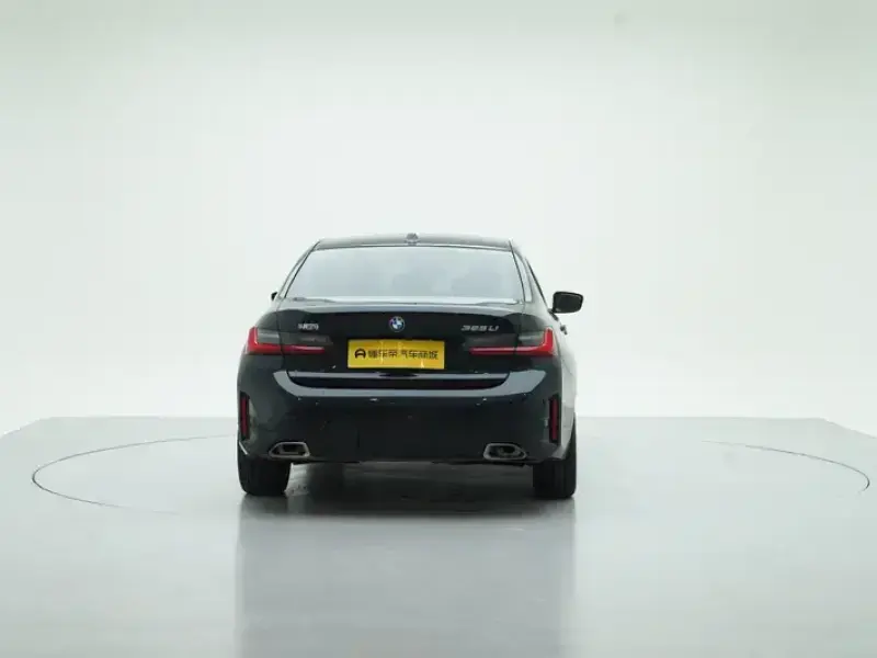 2025 BMW 3 серии с пробегом 16 700 км