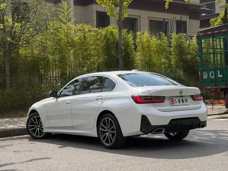 2026 BMW 3 серии с пробегом 14 000 км