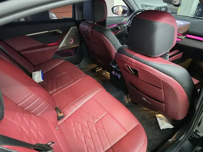 2025 BMW 5 серии с пробегом 11 000 км