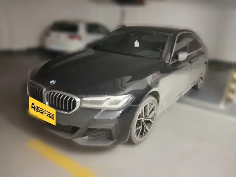 2023 BMW 5 серии с пробегом 56 600 км