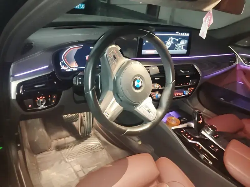 2023 BMW 5 серии с пробегом 56 600 км