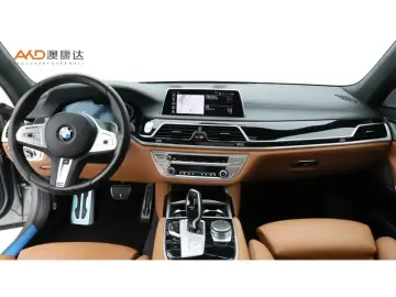 2022 BMW 7 серии с пробегом 76 800 км