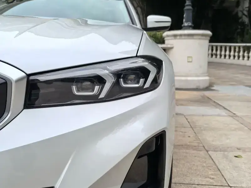 2023 BMW i3 с пробегом 39 000 км
