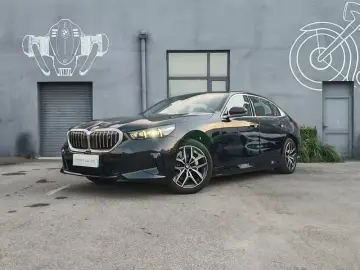 2026 BMW i5 с пробегом 7 000 км