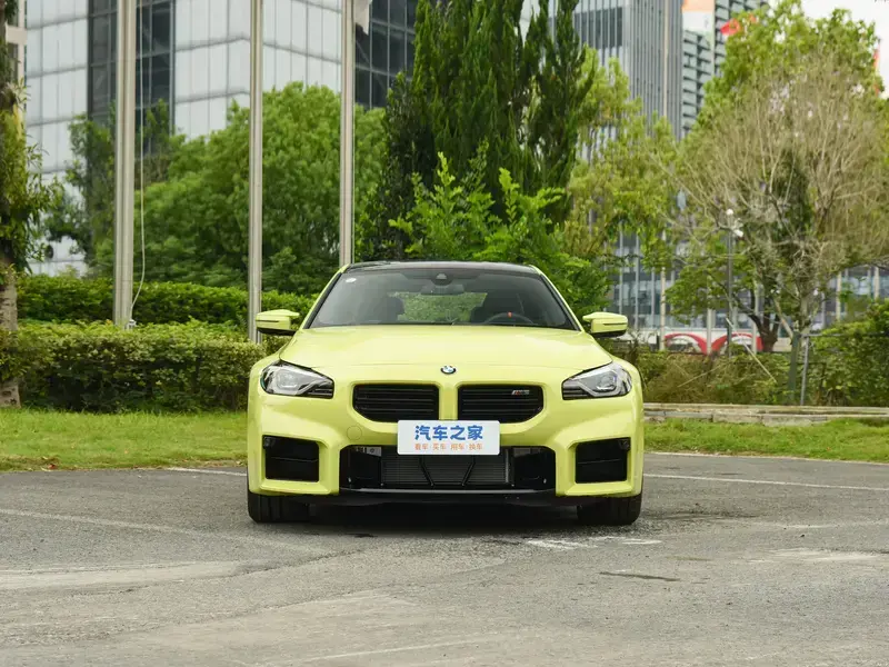2024 BMW M2 с пробегом 4 000 км