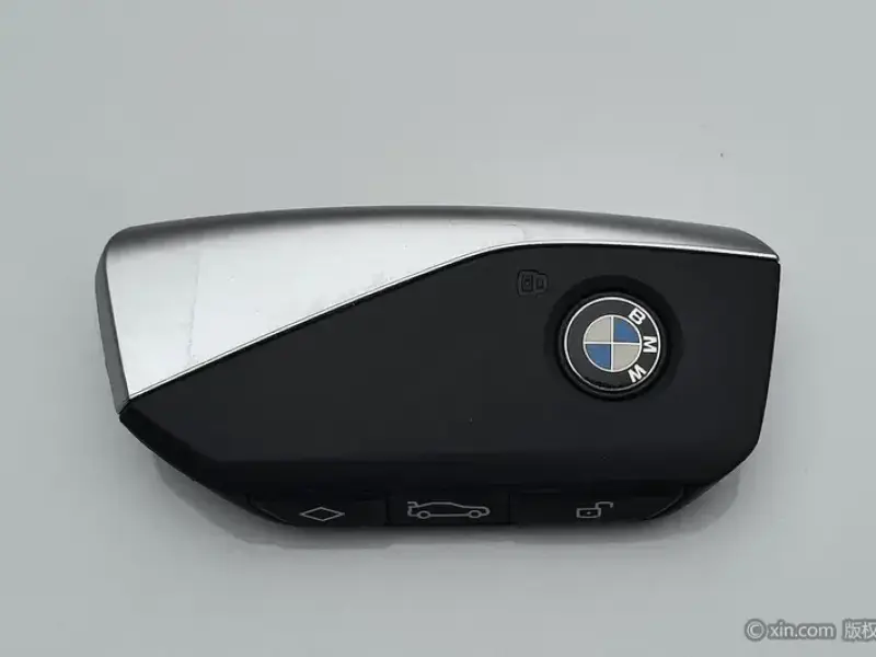 2023 BMW iX1 с пробегом 93 300 км