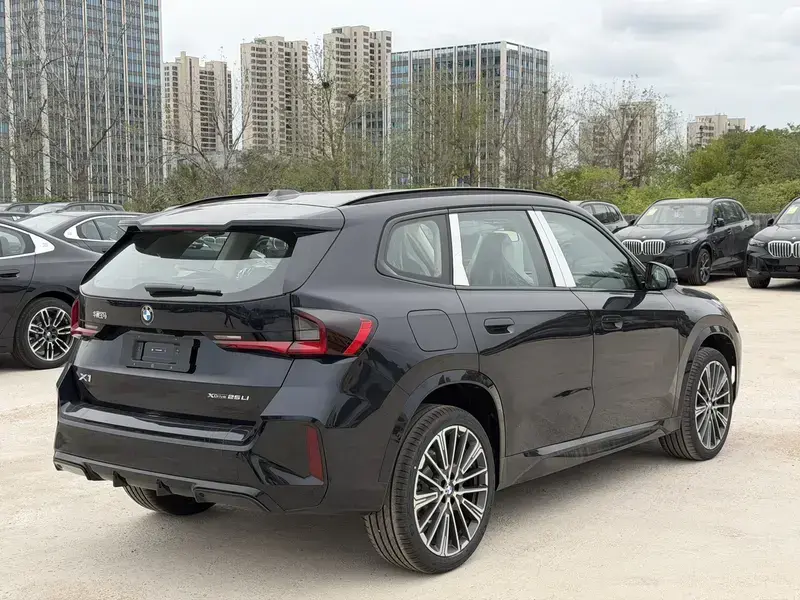 2026 BMW X1 с пробегом 100 км