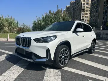 2023 BMW X1 с пробегом 19 000 км