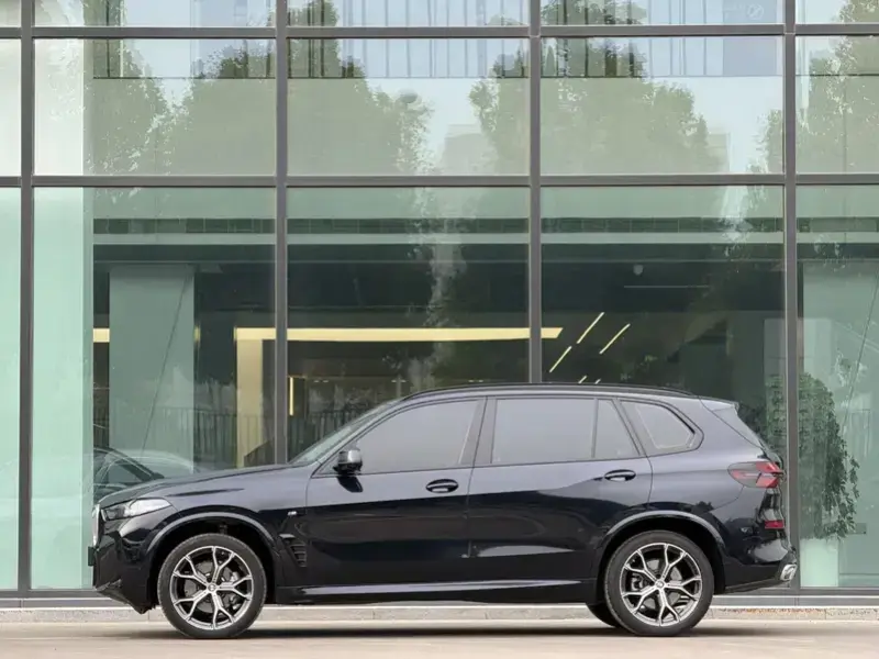 2025 BMW X5 с пробегом 13 000 км