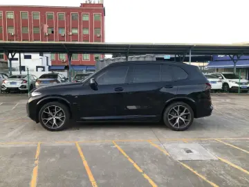 2023 BMW X5 с пробегом 43 000 км