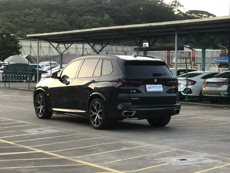 2023 BMW X5 с пробегом 43 000 км
