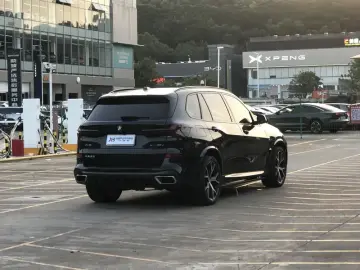 2023 BMW X5 с пробегом 43 000 км