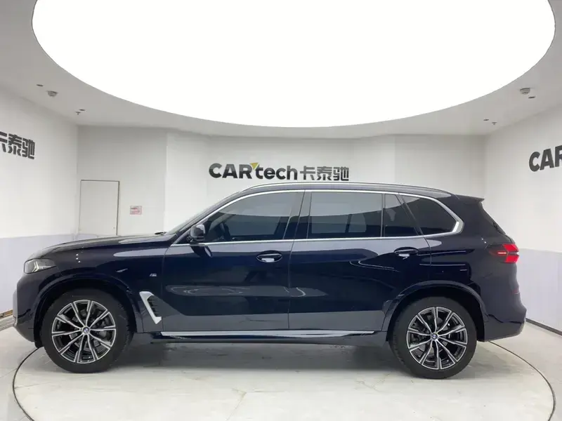 2023 BMW X5 с пробегом 15 800 км