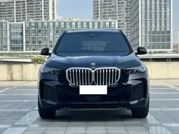 2023 BMW X5 с пробегом 35 000 км