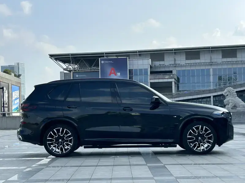 2023 BMW X5 с пробегом 35 000 км