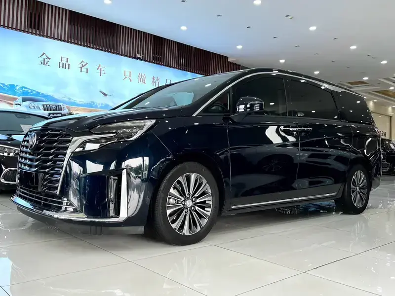 2023 Buick GL8 с пробегом 25 000 км